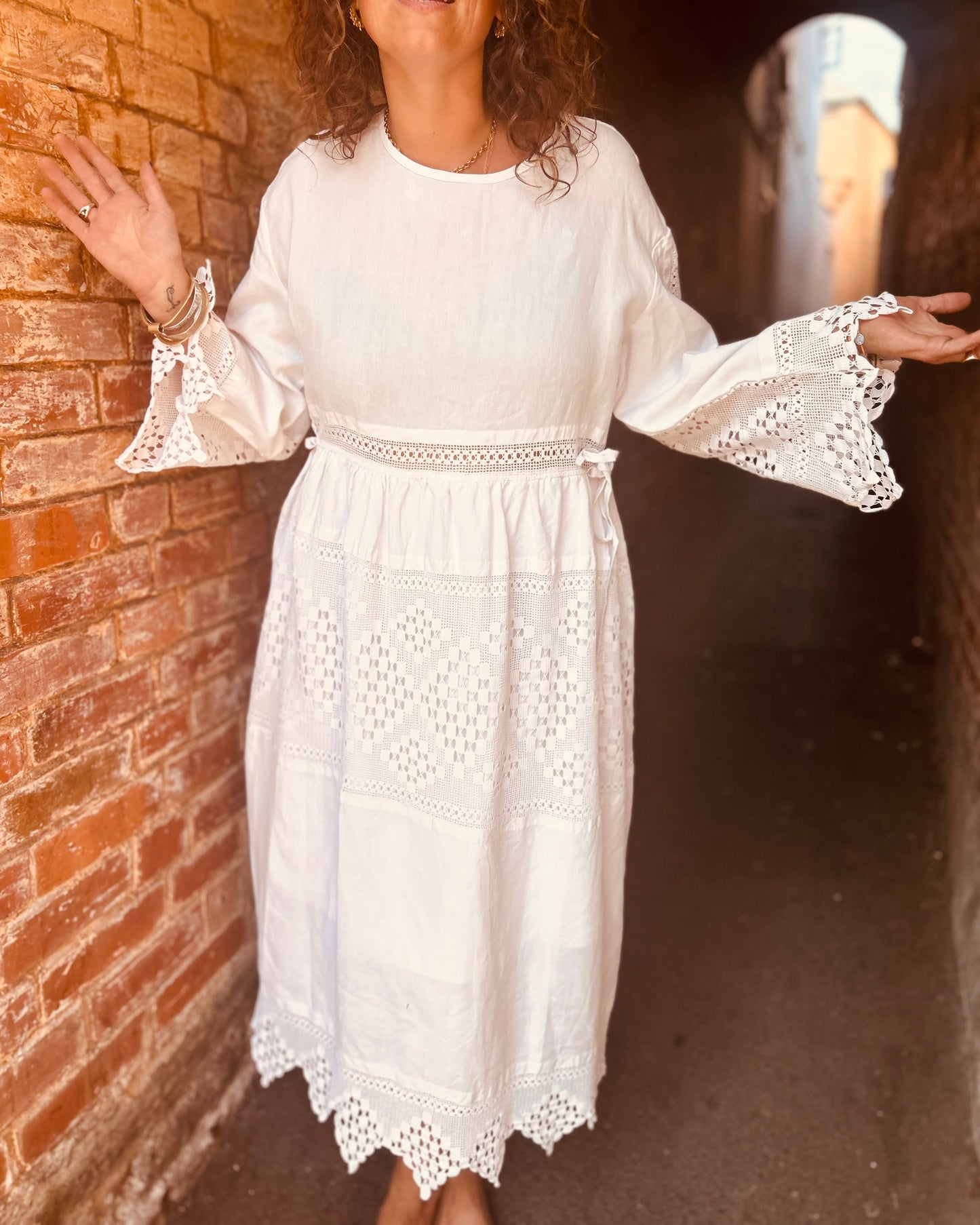 Vintage lace dress -free size