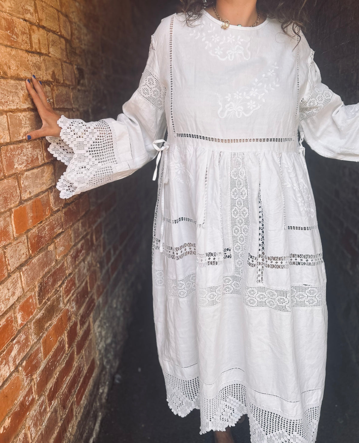Vintage lace dress -free size