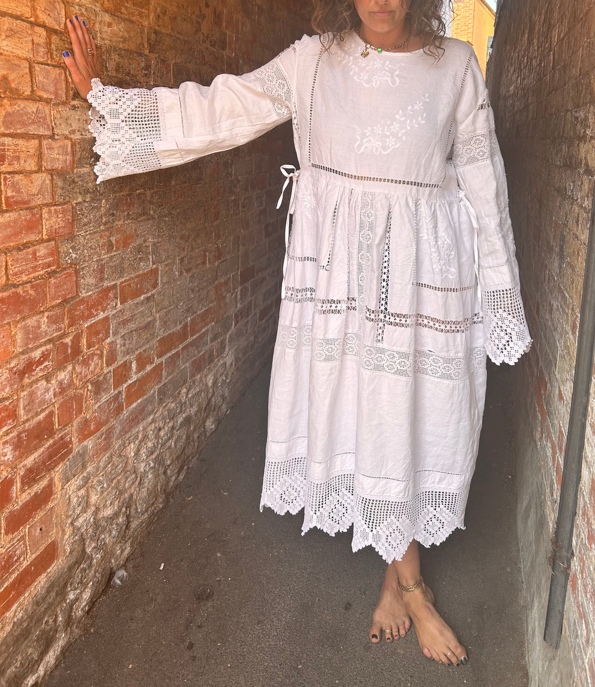 Vintage lace dress -free size